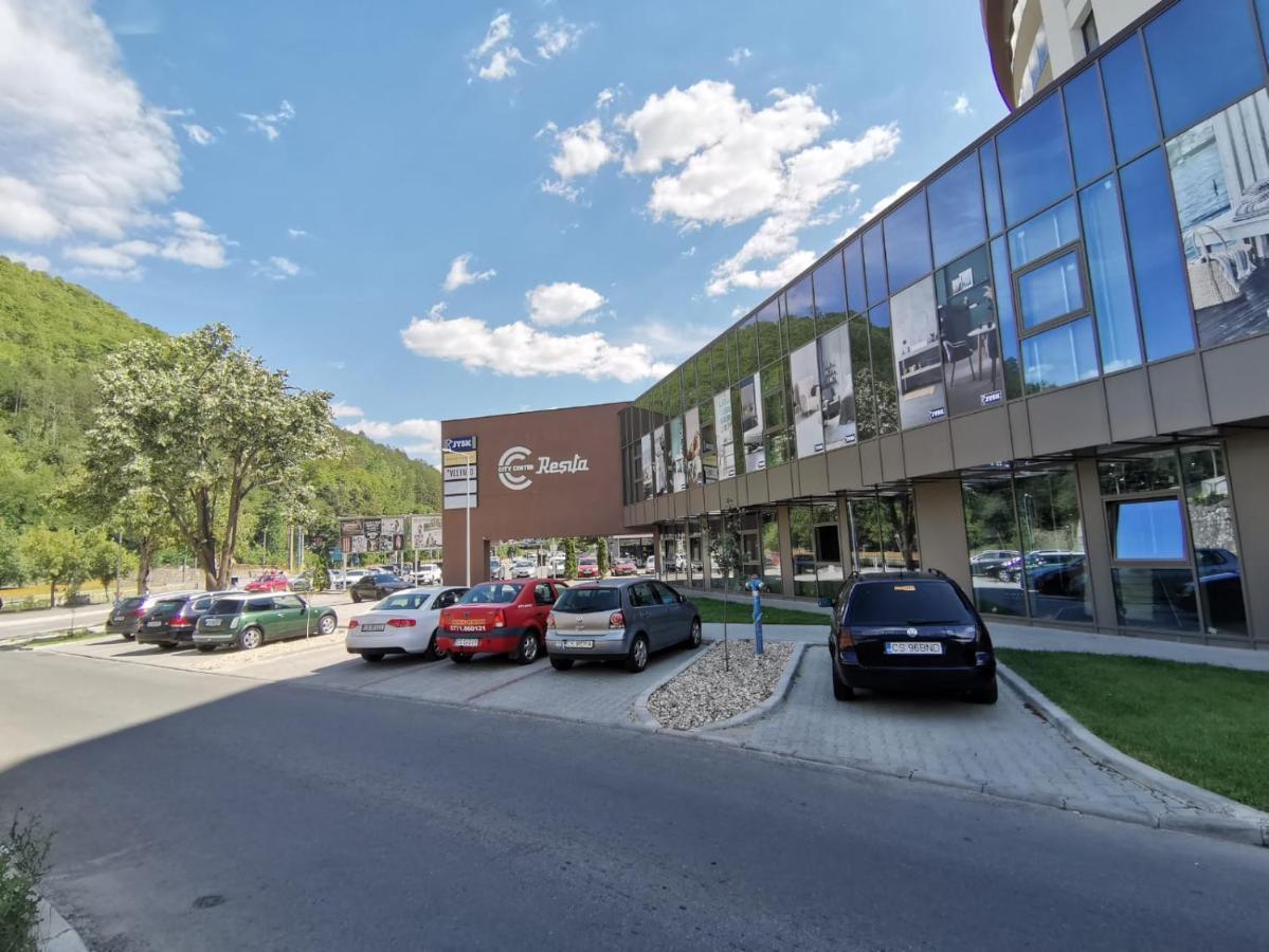 City Center Accomodation - 101 Resita Exterior photo